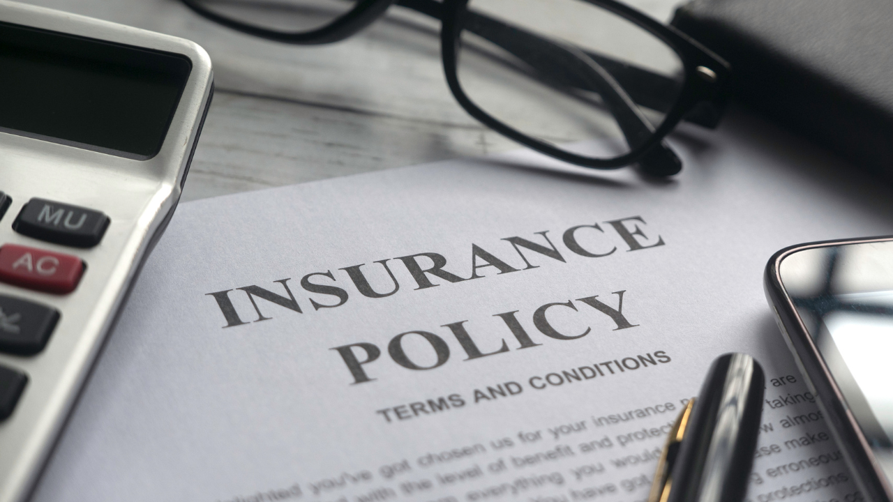 Illinois Insurance Settlement Traps: Why Early Offers Might Be Low in Illinois